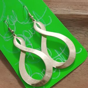 Double 8's soft Gold hook earrings! 2 7/8 in. long.